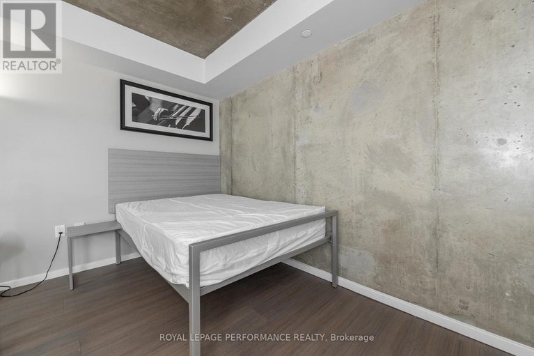 29665093/1118-105-champagne-avenue-s/west-centre-town/ottawa/ontario/K1S5E5_15