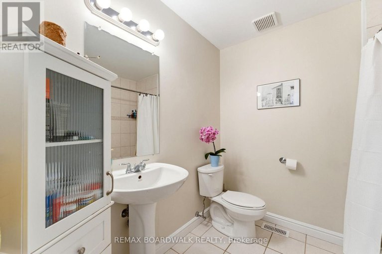 29674449/1671-oneill-road/north-grenville-twp-kemptville-south/north-grenville/ontario/K0G1S0_25