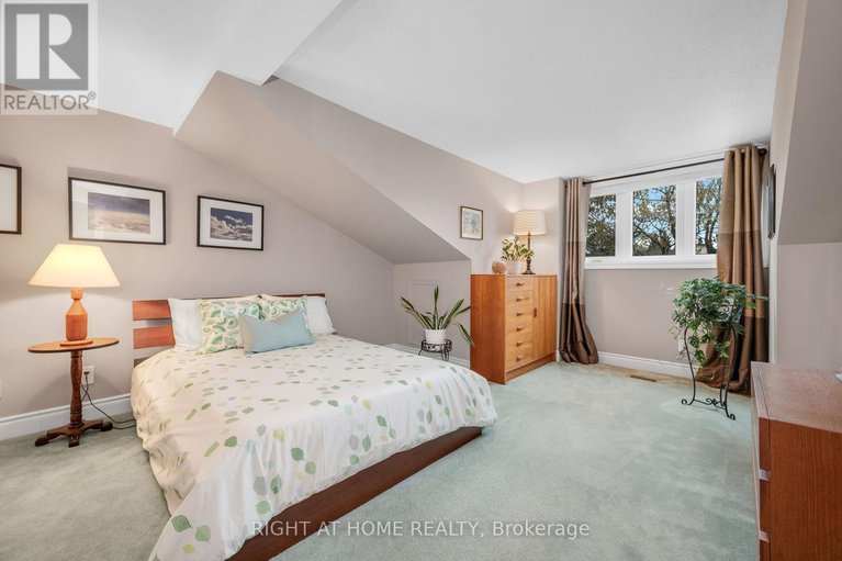 28485153/54-innesbrook-court/stittsville-central/ottawa/ontario/K2S1C7_39