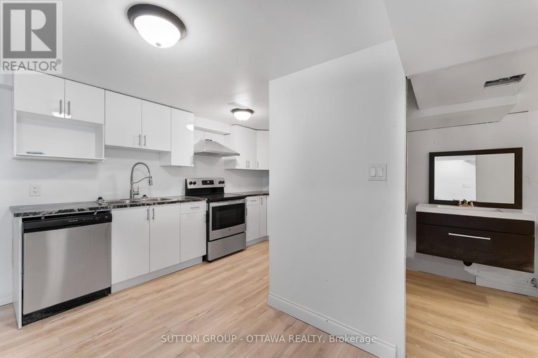 28764134/20-dundegan-drive/glencairnhazeldean/ottawa/ontario/K2L1P8_16