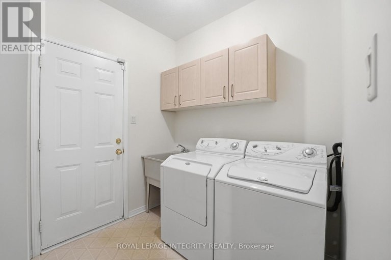 29687408/46-catterick-crescent/morgans-grantsouth-march/ottawa/ontario/K2K3M6_25