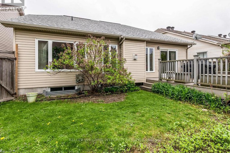 28320783/223-willow-creek-circle/strandherd/ottawa/ontario/K2G7B1_33