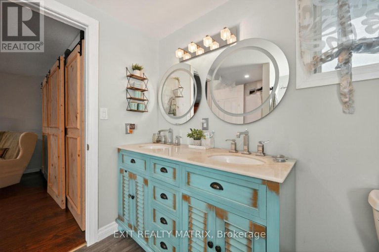 29102803/19-mclennan-way/katimavik/ottawa/ontario/K2L2N1_21