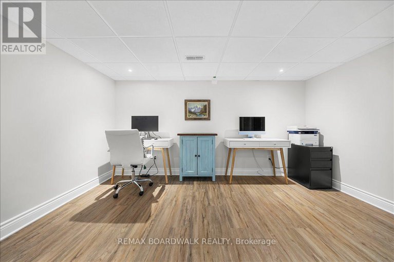 29297524/813-platinum-street/clarencerockland-twp/clarence-rockland/ontario/K4K0J2_41