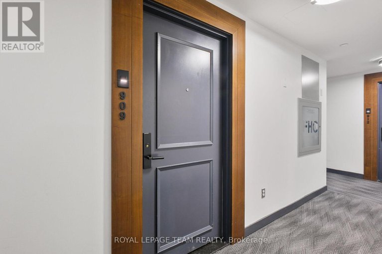 29401290/909-255-bay-street-e/ottawa-centre/ottawa/ontario/K1R0C5_3