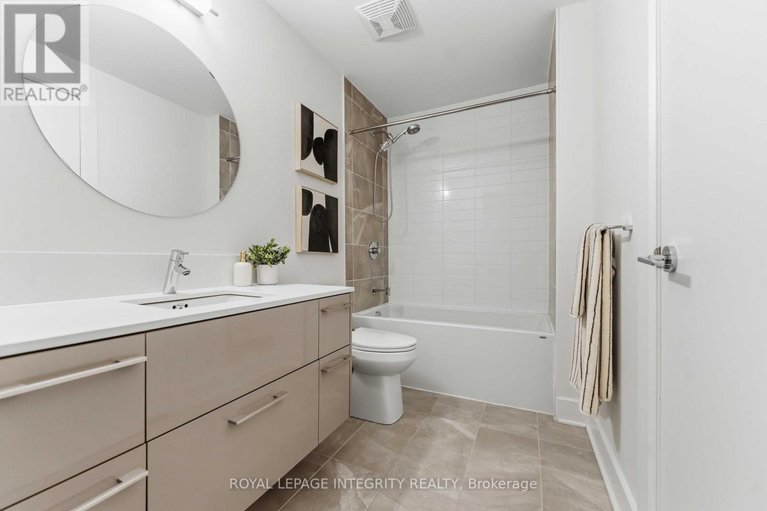 29608375/1007-255-bay-street/ottawa-centre/ottawa/ontario/K1R0C5_16