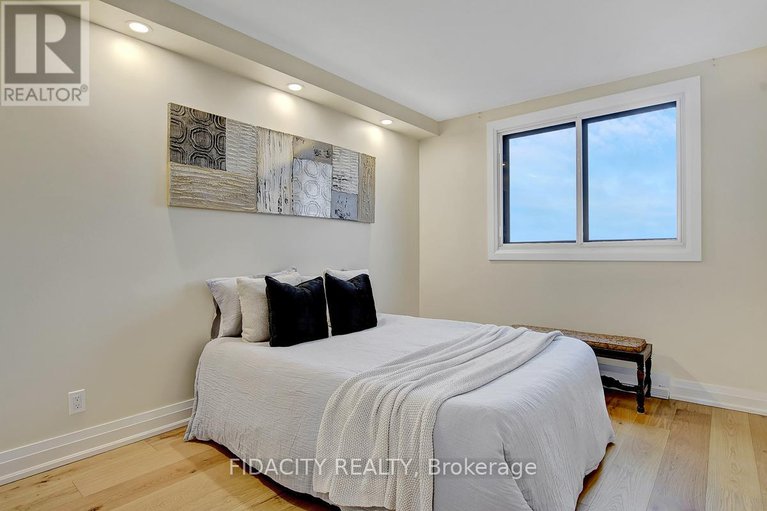 29082045/908-1195-richmond-road/woodroffe/ottawa/ontario/K2B8E4_16