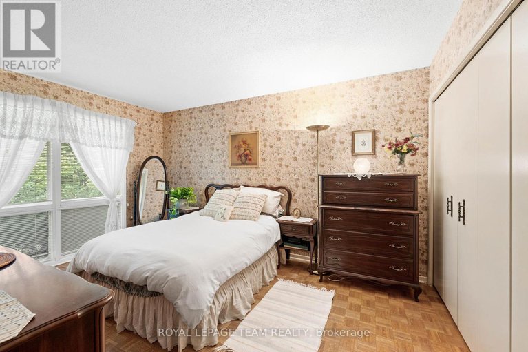 28883256/22-pellan-crescent/beaverbrook/ottawa/ontario/K2K1J5_14