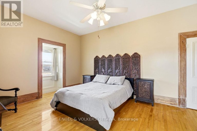 29565530/382-mcgill-street/hawkesbury/hawkesbury/ontario/K6A1R2_26