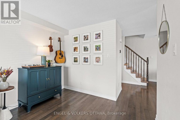 29055765/349-pumpkinseed-crescent/half-moon-bay/ottawa/ontario/K2J6K1_22