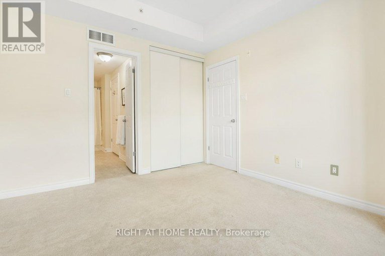 28972485/303-200-glenroy-gilbert-drive/strandherd/ottawa/ontario/K2J5W2_21