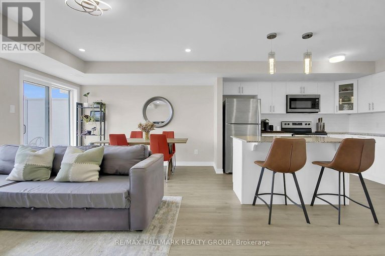 29641678/220-pilot-private/emerald-meadowstrailwest/ottawa/ontario/K2V0S4_13