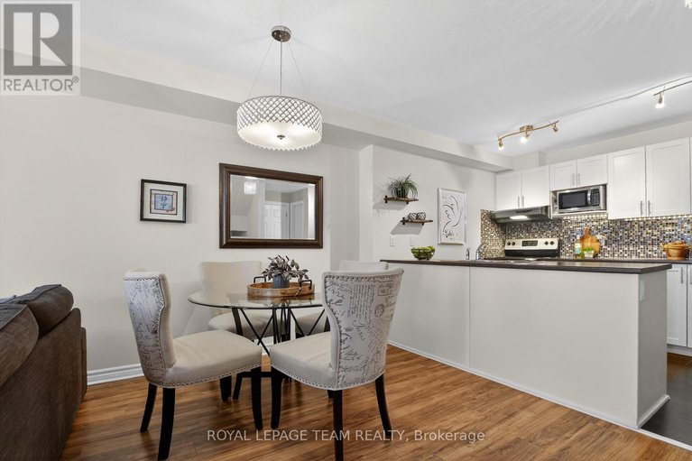 29588178/130a-lindenshade-drive/strandherd/ottawa/ontario/K2J5R5_10