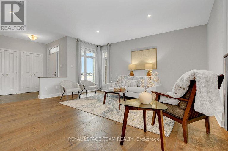 29433481/749-brian-good-avenue/riverside-southgloucester-glen/ottawa/ontario/K4M0E3_9