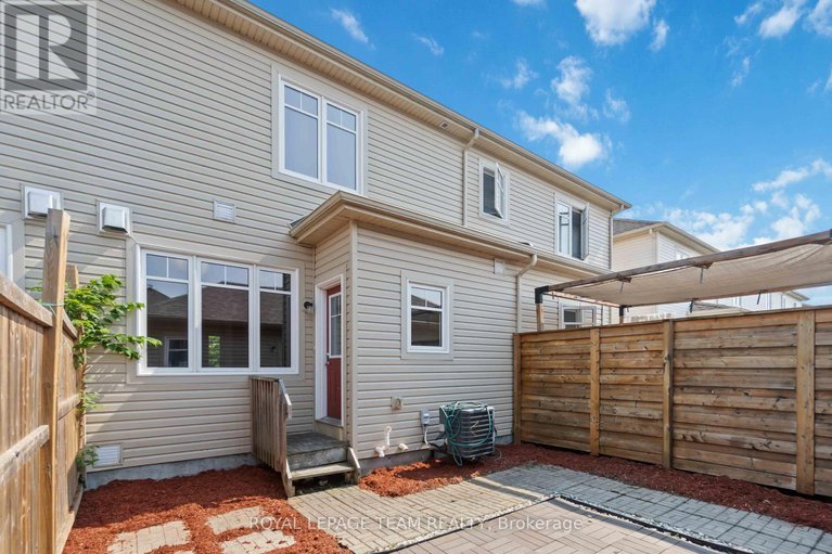 28462668/349-sweetflag-street/longfields/ottawa/ontario/K2J5A3_28
