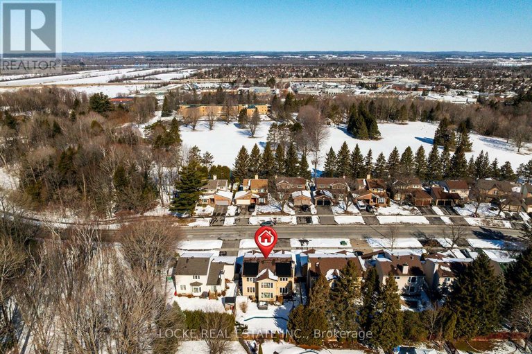 29535443/1404-forest-valley-drive/chapel-hill/ottawa/ontario/K1C5M8_46