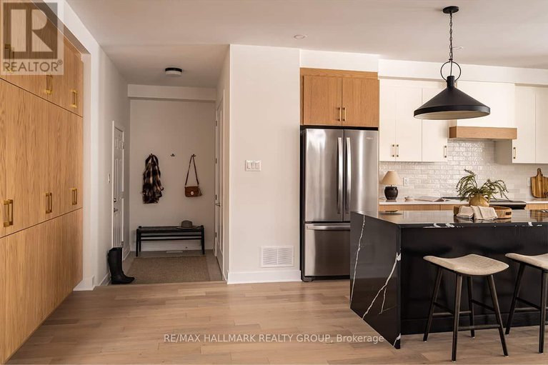 28993005/616-persimmon-way/orleans-village/ottawa/ontario/K1C1T1_6