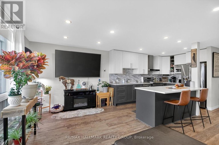 29579525/504-1505-baseline-road/copeland-park/ottawa/ontario/K2C3L4_11