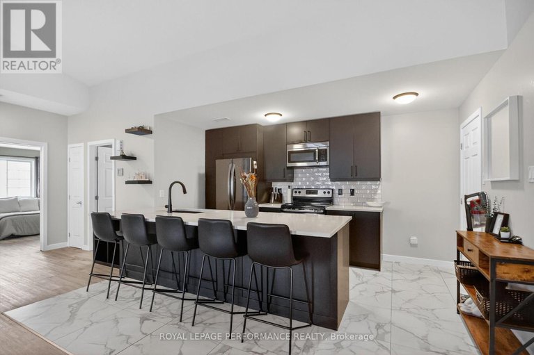 29300835/c-100-artesa-private/emerald-meadowstrailwest/ottawa/ontario/K2S0J8_10