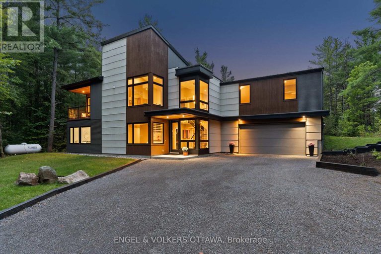 28261133/108-edith-margaret-place/huntley-ward-north-east/ottawa/ontario/K2W1A8_3