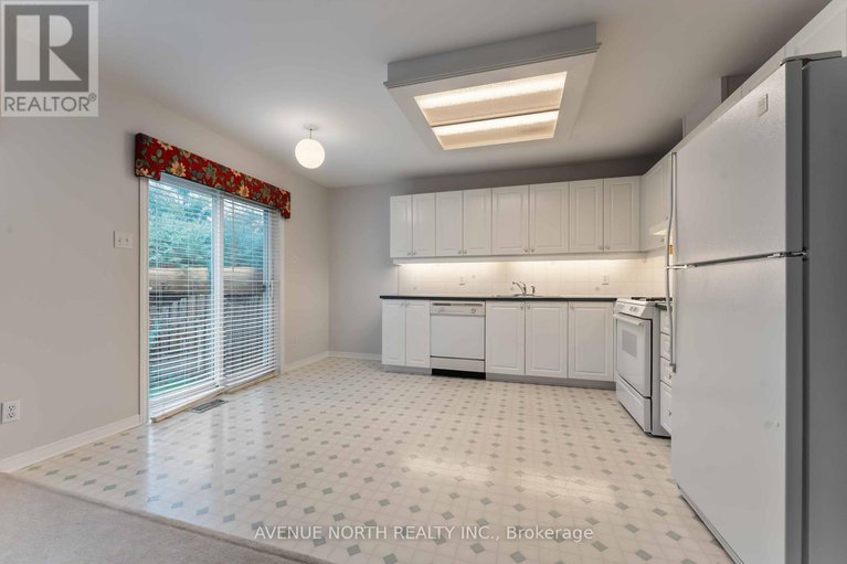 28919574/3-windhurst-drive/barrhaven-east/ottawa/ontario/K2G6G7_9
