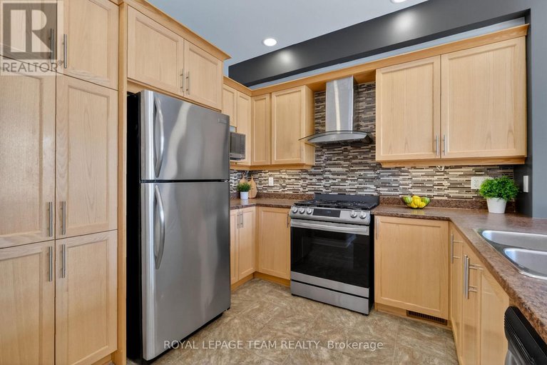 29365769/420-foxhall-way/bridlewood/ottawa/ontario/K2M0G1_17