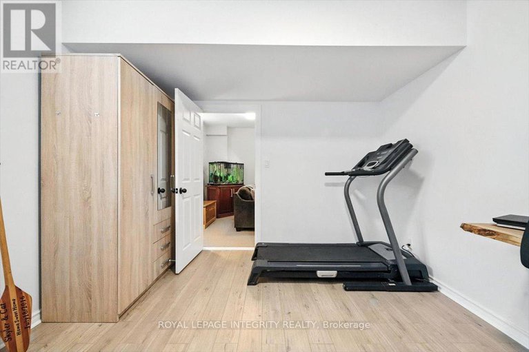 28797628/115-bonne-renommee-avenue/camelot/ottawa/ontario/K4A5J9_35