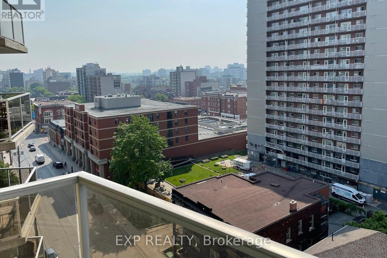 28439582/1106-429-somerset-street-w/ottawa-centre/ottawa/ontario/K2P2P5_18