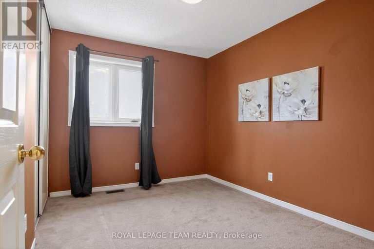 29460136/21-baton-court/katimavik/ottawa/ontario/K2L4C8_33