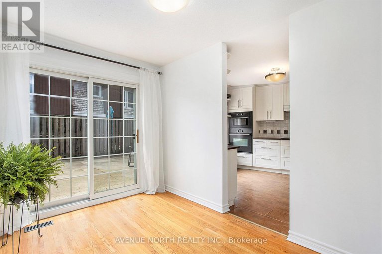 28651208/767-a-springland-drive/mooneys-bayriverside-park/ottawa/ontario/K1V6L9_9