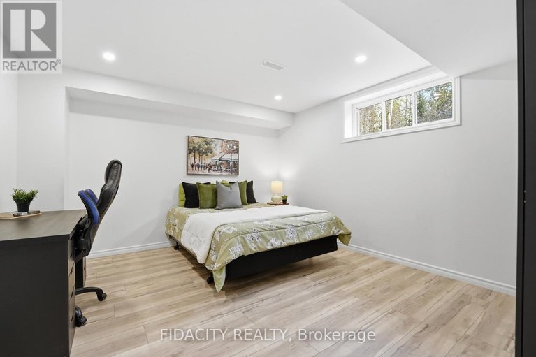 29651250/152-wilbert-cox-drive/huntley-ward-south-east/ottawa/ontario/K0A1L0_37