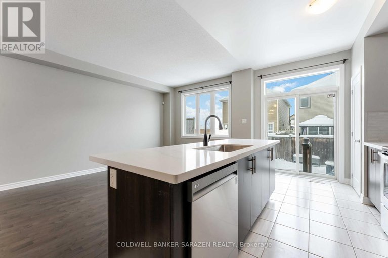 29266976/948-kilbirnie-drive/half-moon-bay/ottawa/ontario/K2J6G2_12