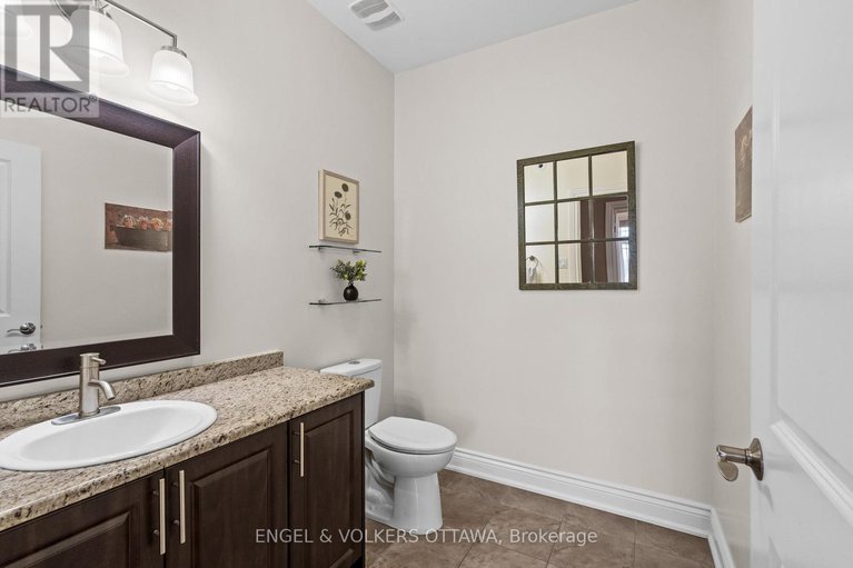 28819198/7510-village-centre-place/osgoode-twp-north-of-reg-rd-6/ottawa/ontario/K4P0C8_27