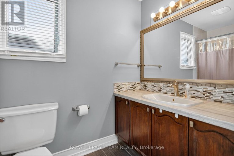 29052300/22-vesta-street/cedargrovefraserdale/ottawa/ontario/K2J3Y9_25