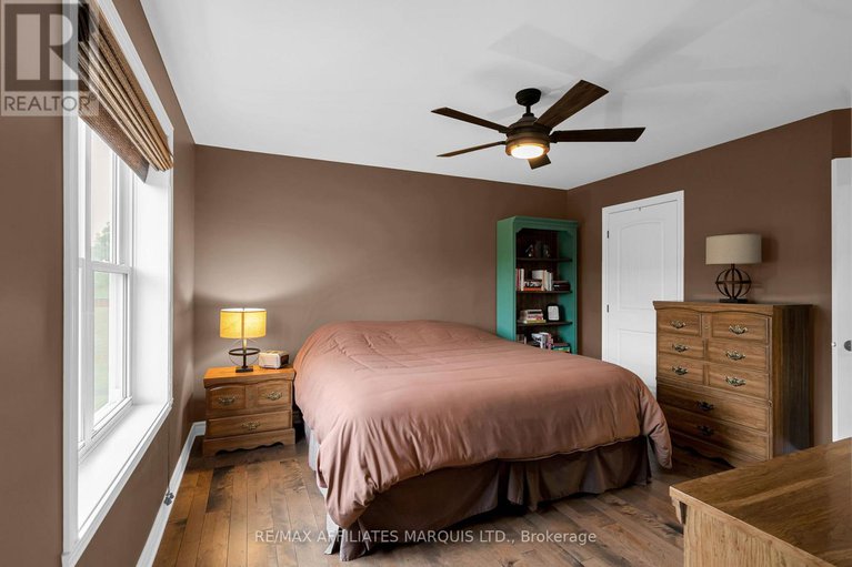 28797293/6840-lalonde-boulevard/south-glengarry-charlottenburgh-twp/south-glengarry/ontario/K0C2E0_24