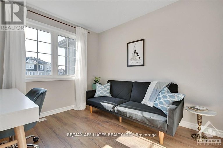 28578072/514-broadleaf-street/avalon-west/ottawa/ontario/K4A1A4_19