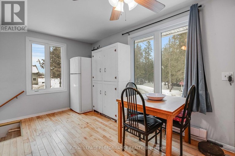 29263428/2375-county-rd-17-road/champlain-twp/champlain/ontario/K0B1K0_8