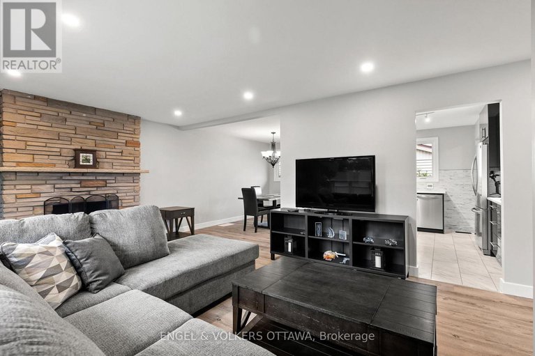28934380/20-gary-avenue/manordale/ottawa/ontario/K2G3L3_5