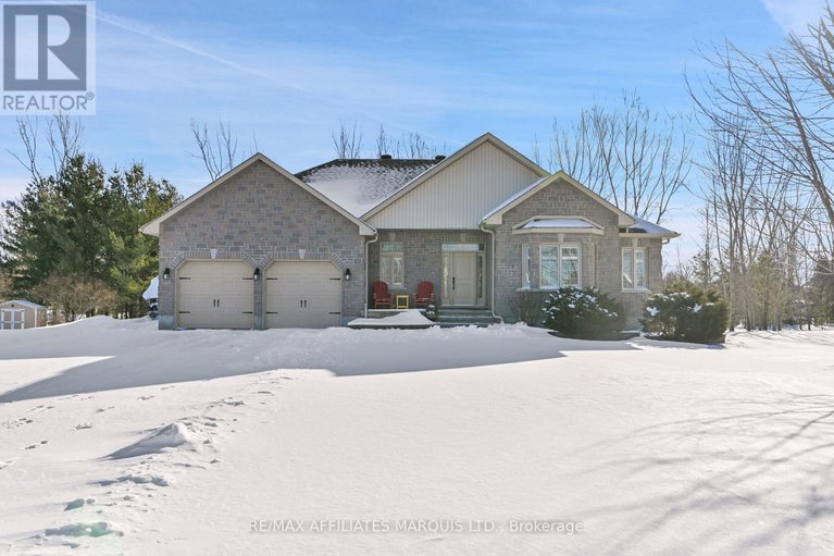 29281457/6574-adrian-court/south-glengarry-charlottenburgh-twp/south-glengarry/ontario/K6H7J1_1