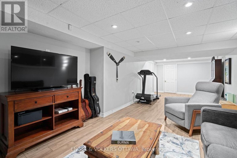 29611922/3-hazelwood-way/manotick-long-island-nicholls-island/ottawa/ontario/K2C3H1_30