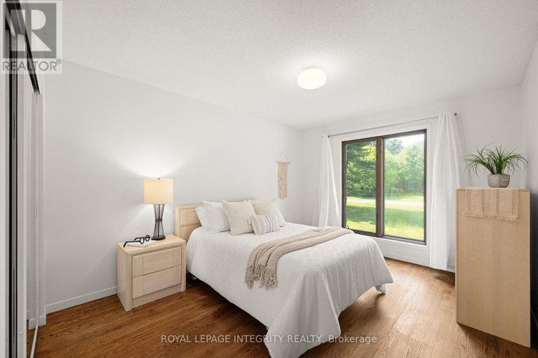 28625169/108-margaret-anne-drive/huntley-ward-south-east/ottawa/ontario/K0A1L0_28