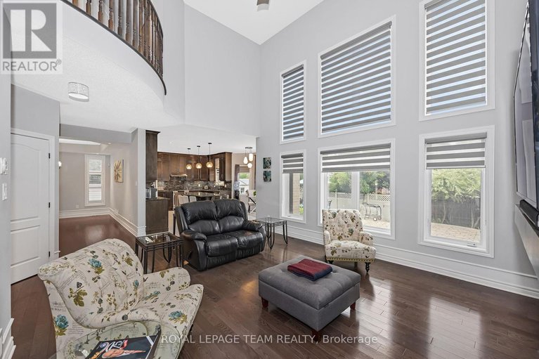 28607562/51-bridle-crest-court/bridlewood/ottawa/ontario/K2M0H5_11