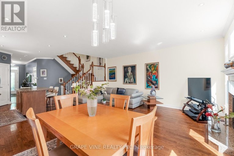 28366149/709-melbourne-avenue/laurentianview/ottawa/ontario/K2A1X4_18