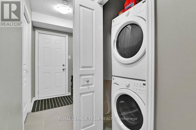 28681481/604-brian-good-avenue/riverside-southgloucester-glen/ottawa/ontario/K4M0G7_29