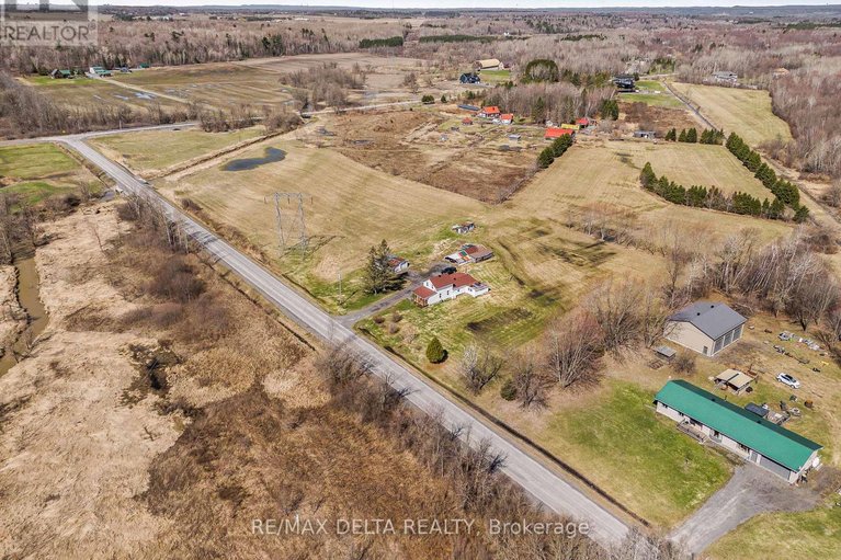 29639068/3697-etienne-road/cumberland-west/ottawa/ontario/K0A3E0_28