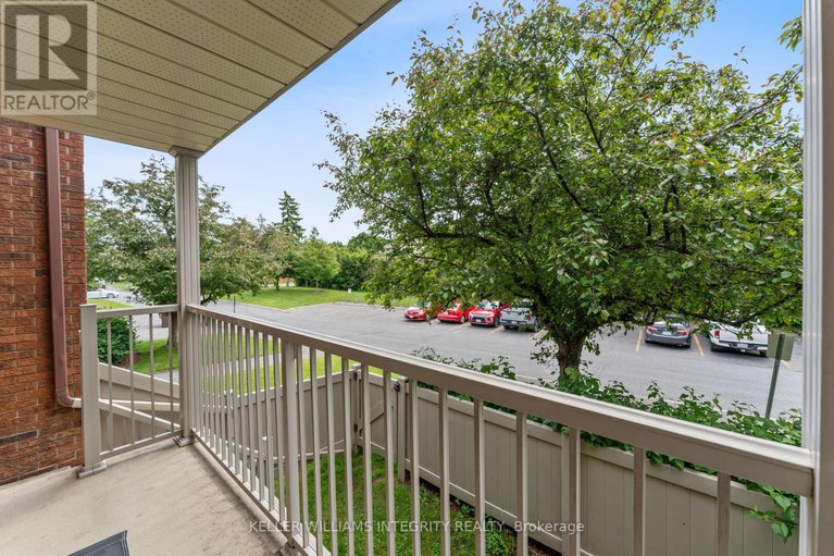 28432501/4-20-sweetbriar-circle/pheasant-run/ottawa/ontario/K2J2K4_28