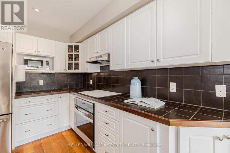 28477892/336-quetico-private/stonebridge/ottawa/ontario/K2J0E5_14