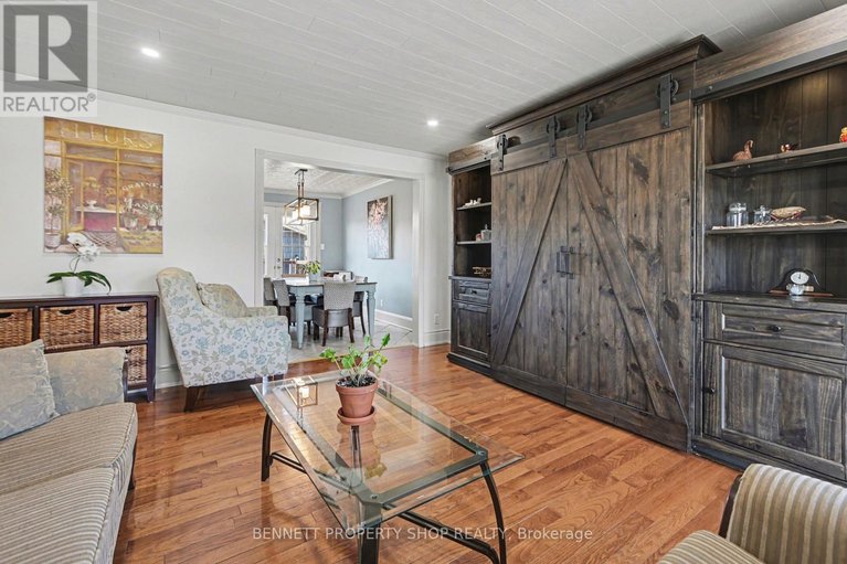 29635681/493-laurier-street/town-of-rockland/clarence-rockland/ontario/K4K1E7_8