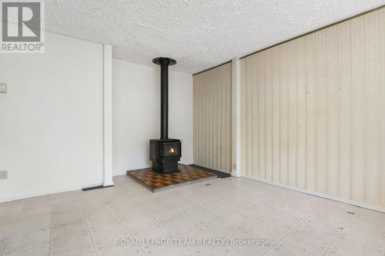 28871191/161-rivington-street/carp/ottawa/ontario/K0A1L0_4