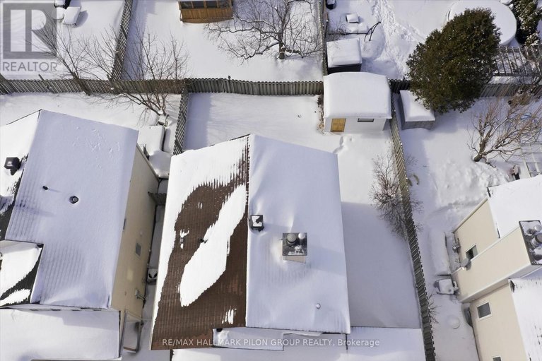 29620278/284-mceachern-crescent/bilberry-creekqueenswood-heights/ottawa/ontario/K1E3K3_24